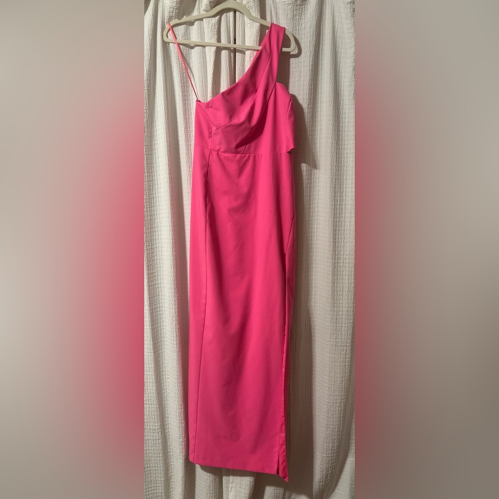 Aidan by Aidan Mattox / One-Shoulder Crepe
Cutout Gown